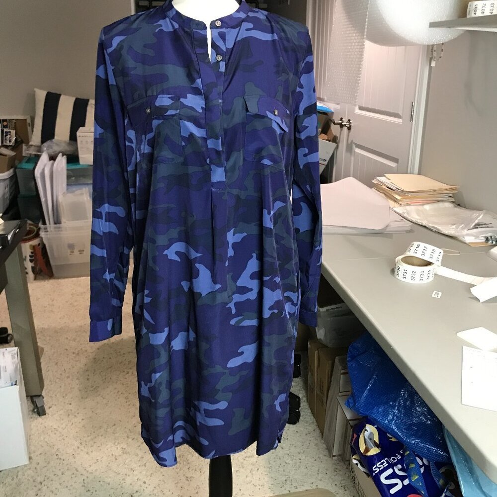 Women's Blue Camo Gap Shirt dress With pockets Size S